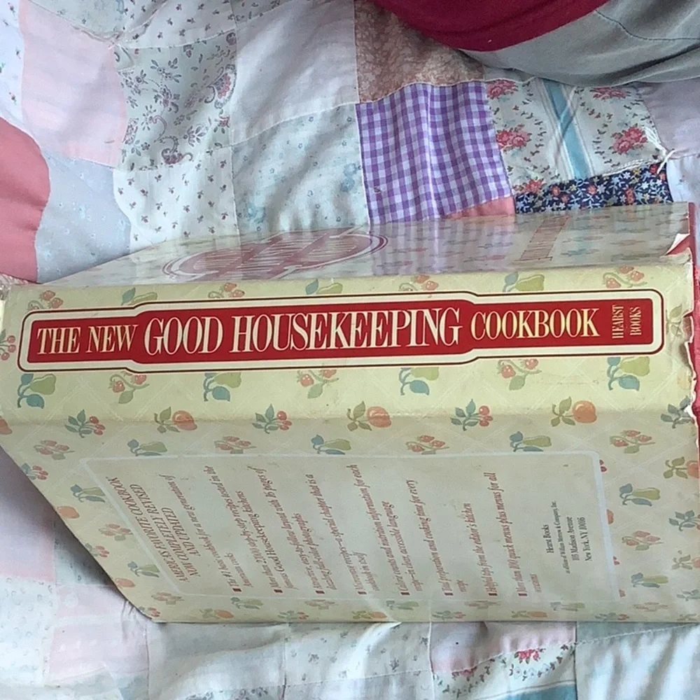Vintage The New Good Housekeeping Cookbook